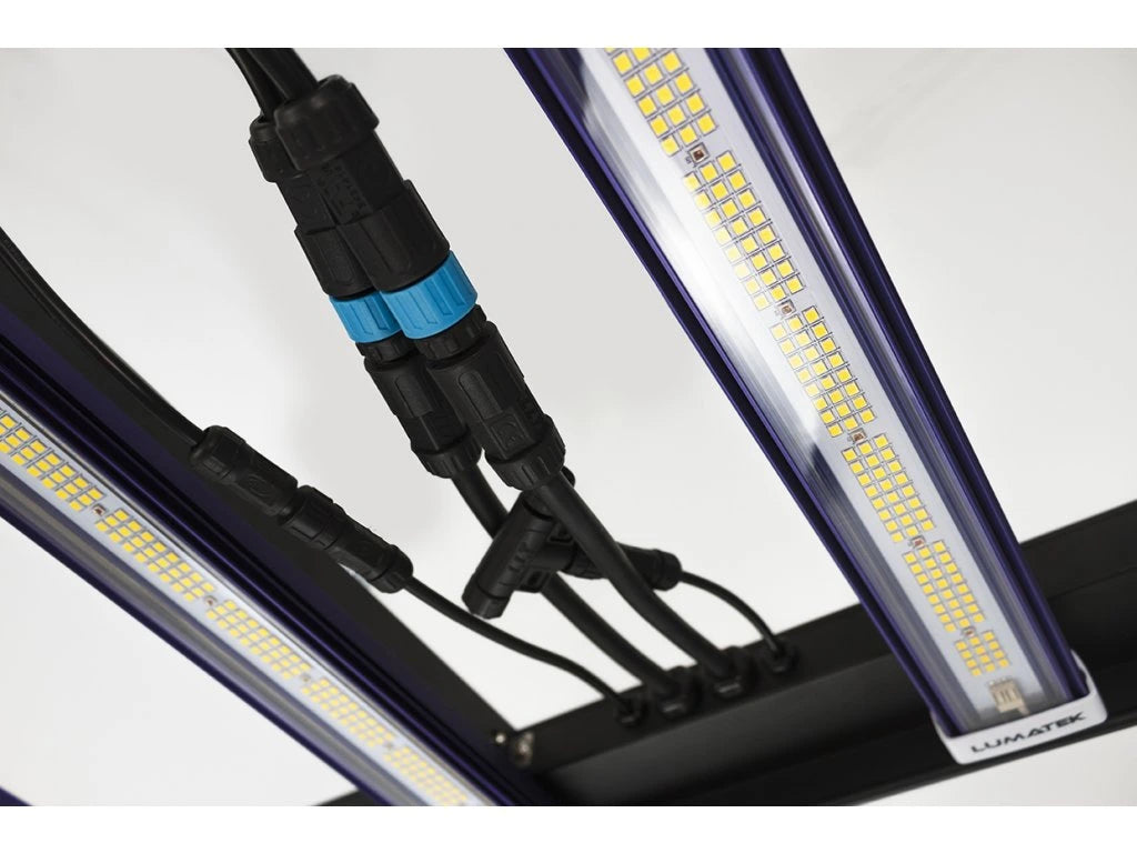 Lumatek LED voor 1.5×1.5 kweekruimte | LED grow light for 1.5×1.5 area | LED Lampe für 1.5×1.5 Growfläche