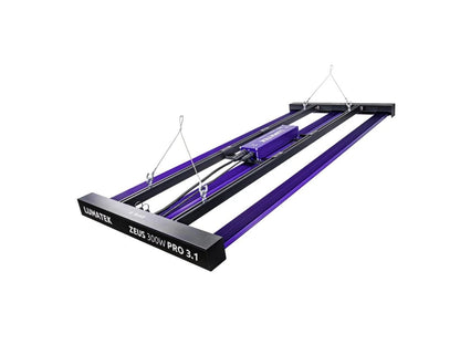 Compacte kweeklamp met gelijkmatige lichtverdeling | Compact grow light with even coverage | Kompakte Pflanzenlampe mit gleichmäßiger Ausleuchtung